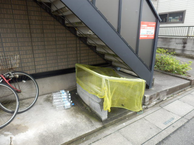 20/26 エントランス