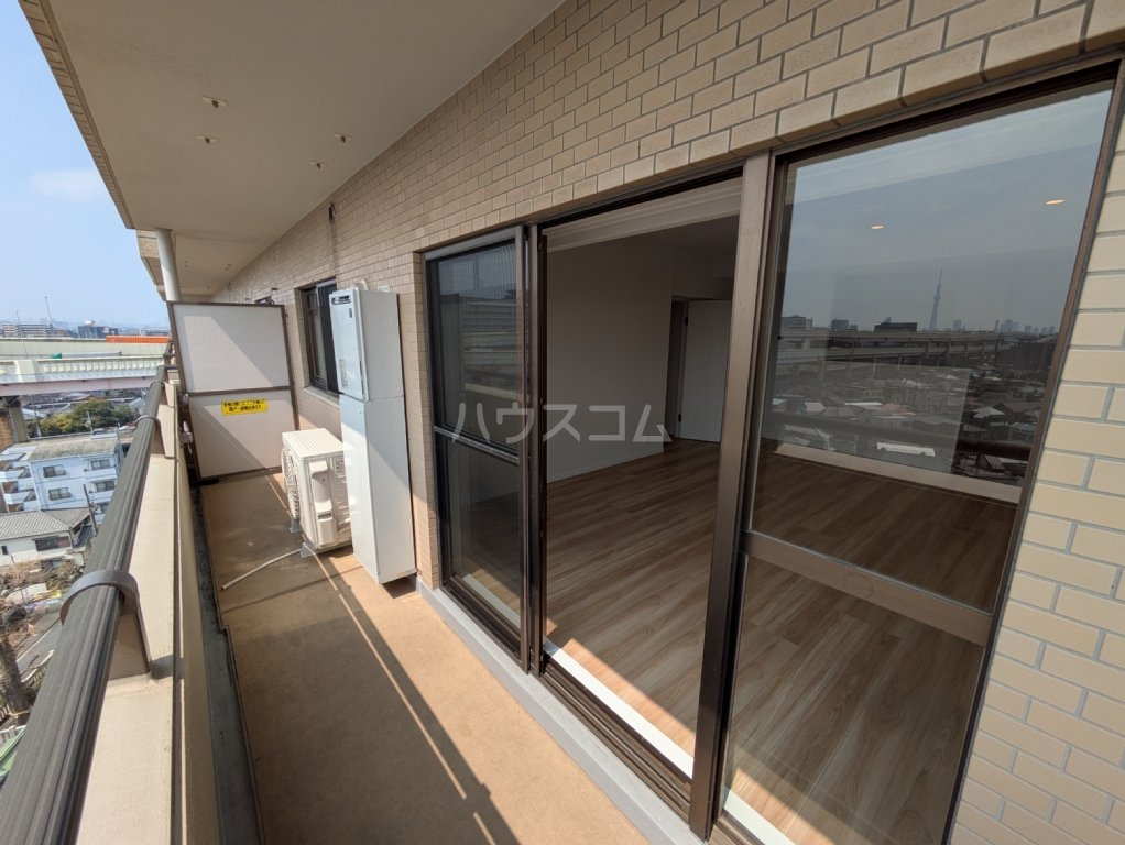 25/30 バルコニー