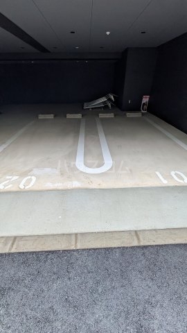 20/23 駐車場
