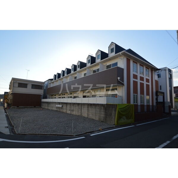 14/22 エントランス