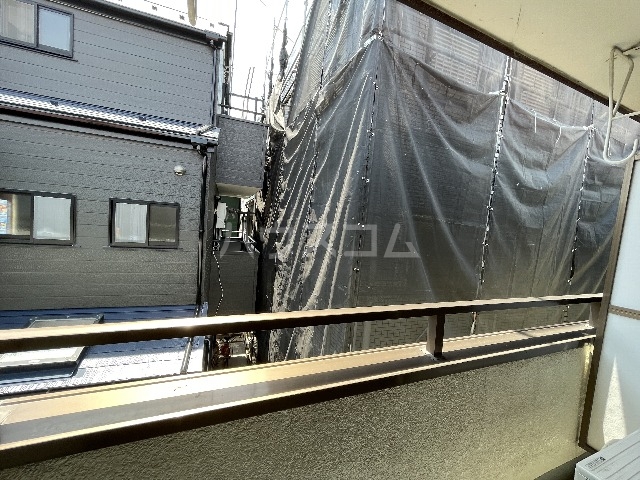 13/29 バルコニー