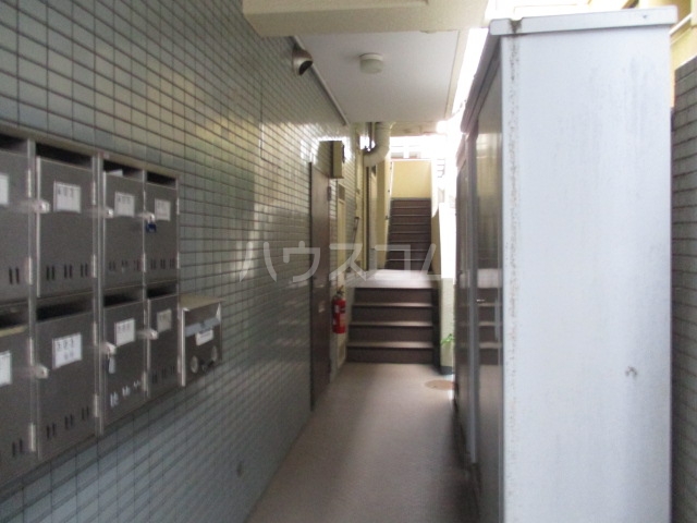 17/22 エントランス