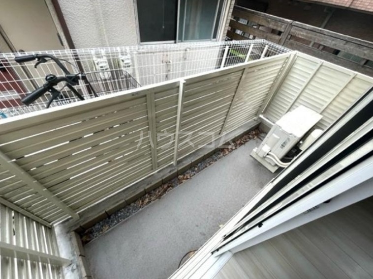 19/23 バルコニー