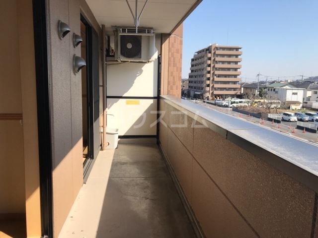 14/28 バルコニー