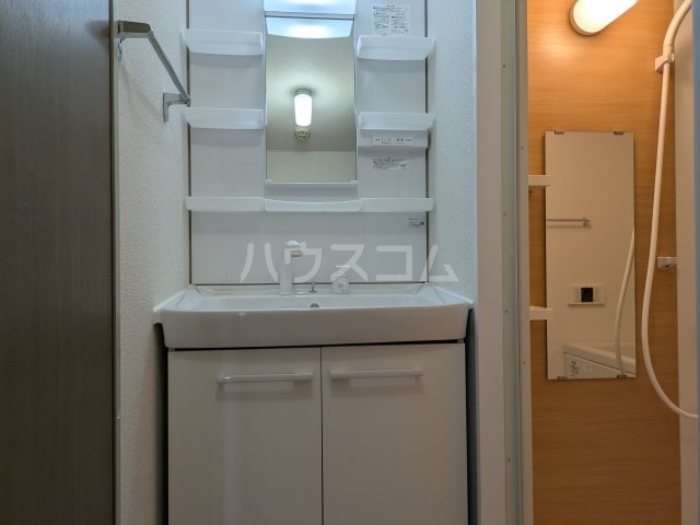 13/28 洗面