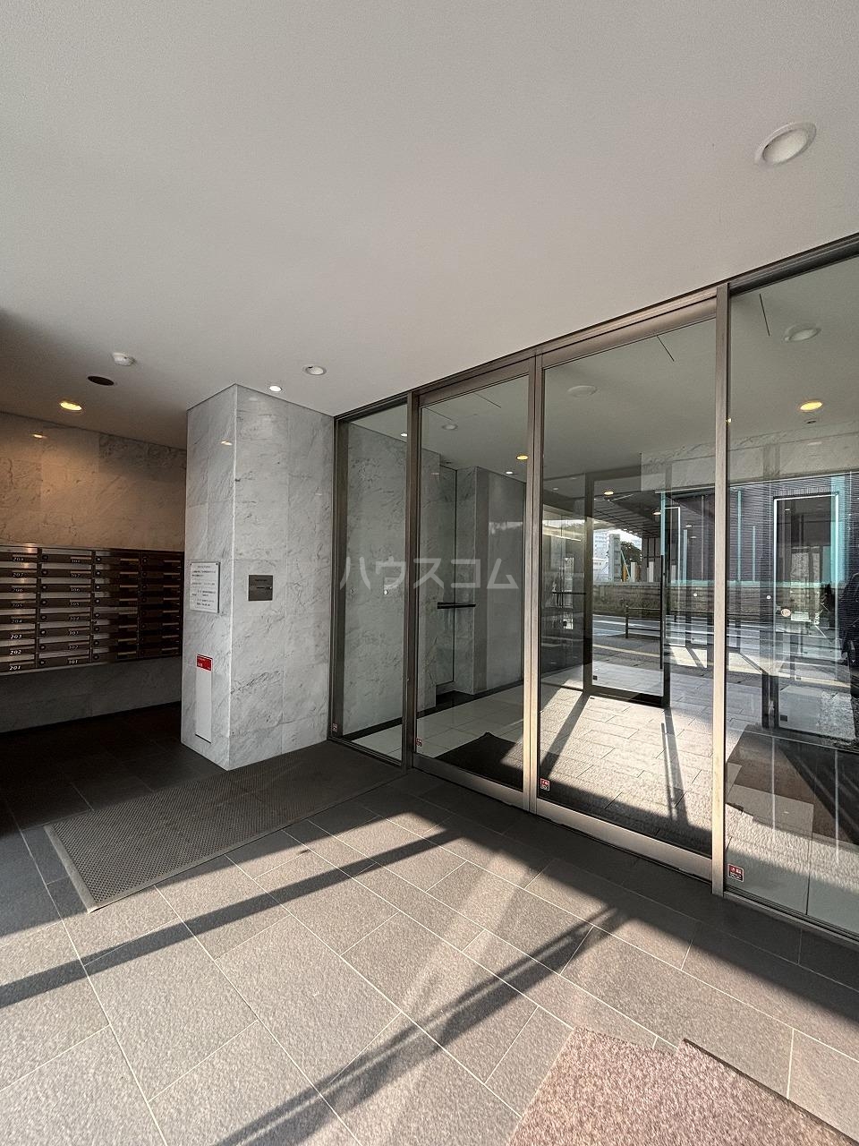 2/11 エントランス