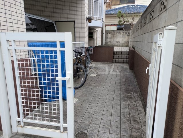 4/9 エントランス