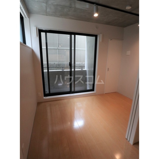 13/25 バルコニー