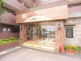 14/17 エントランス