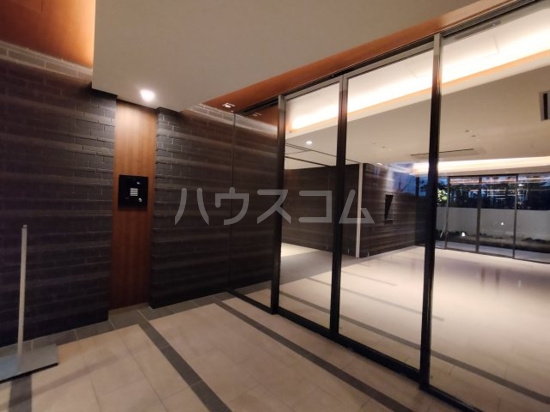 15/25 エントランス