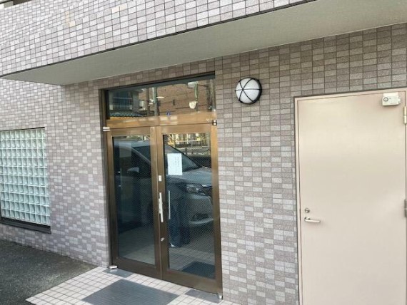 3/5 エントランス