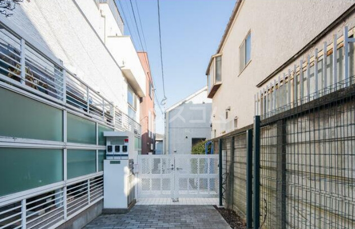 3/10 エントランス