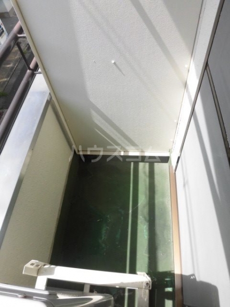 21/30 バルコニー