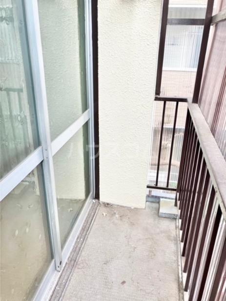 13/21 バルコニー