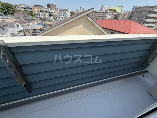 16/23 バルコニー