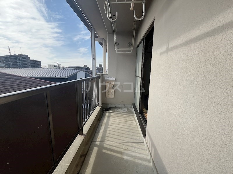 25/30 バルコニー