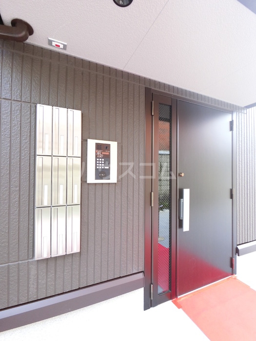 19/22 エントランス