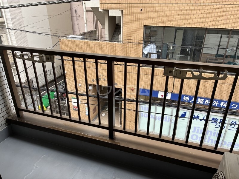 18/29 バルコニー