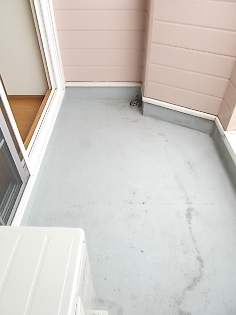 14/28 バルコニー