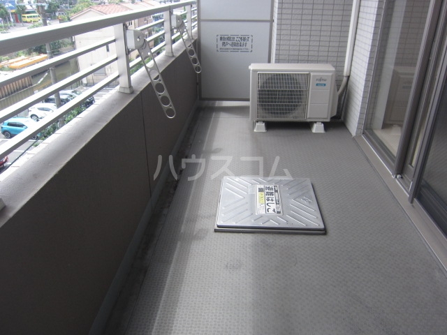 15/27 バルコニー