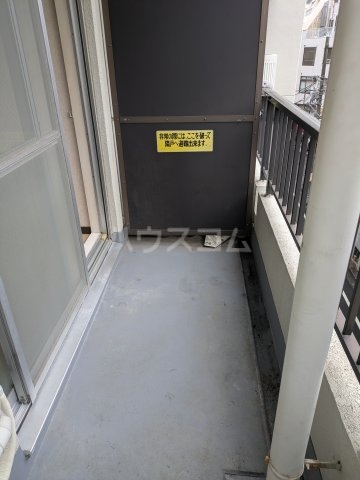 14/27 バルコニー