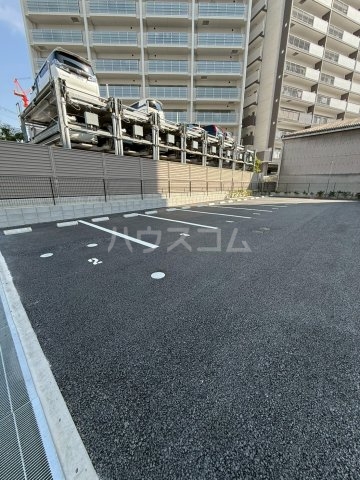 25/30 駐車場