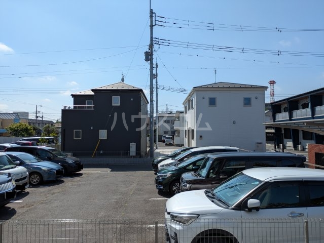 28/30 駐車場