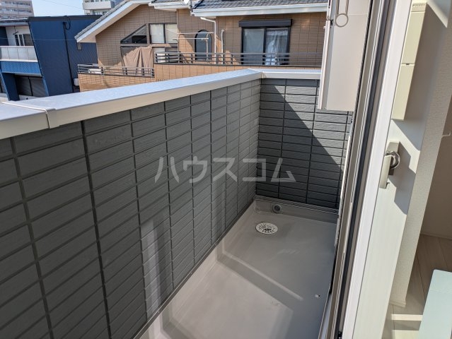 20/30 バルコニー
