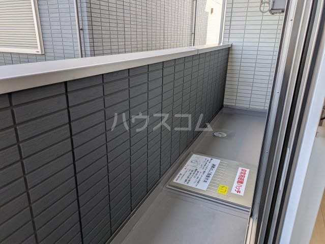 21/30 バルコニー