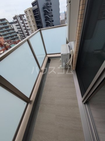 19/30 バルコニー