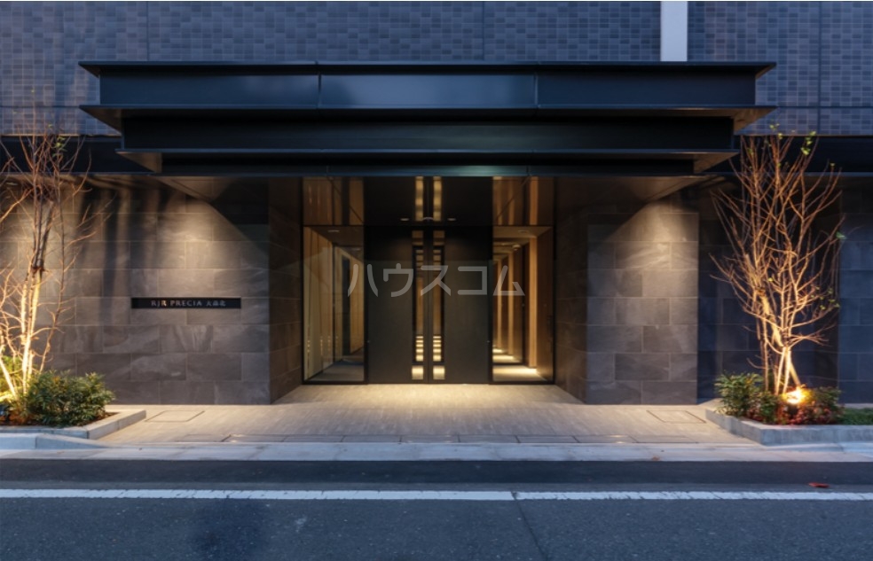 19/29 エントランス