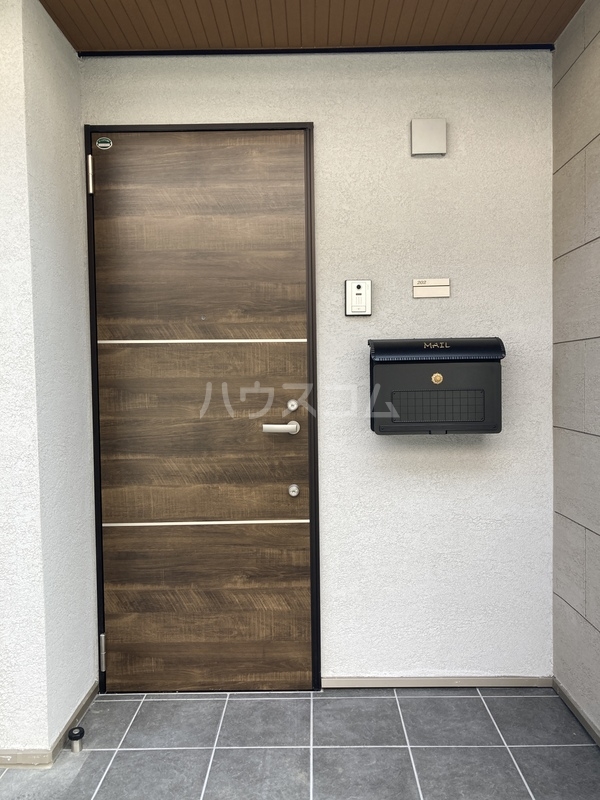 19/26 エントランス