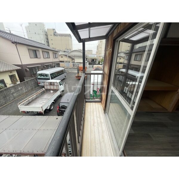 6/22 バルコニー