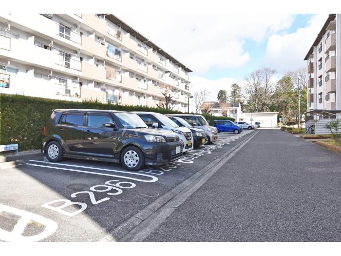 17/24 駐車場