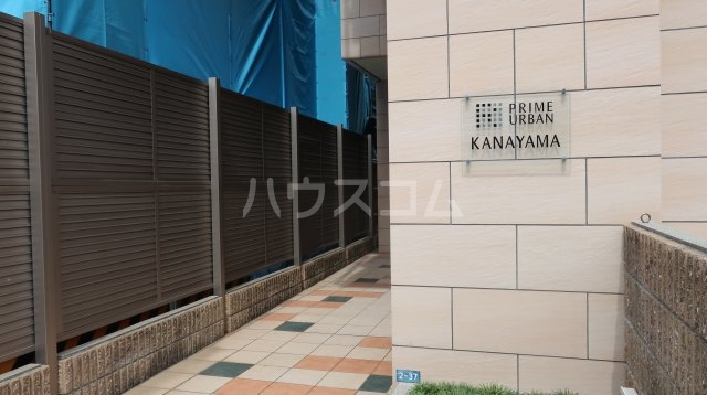 14/22 エントランス