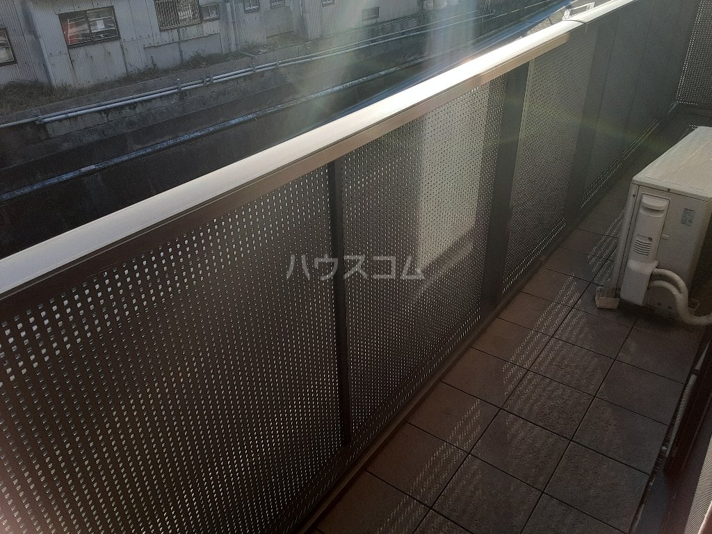 20/30 バルコニー