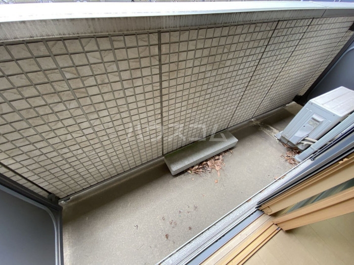 16/25 バルコニー