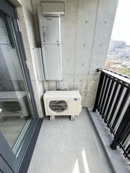 13/27 バルコニー