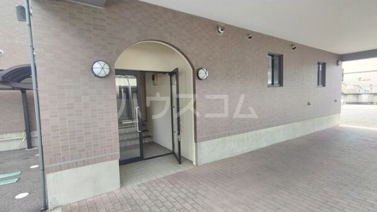 14/23 エントランス