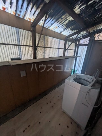 16/27 バルコニー