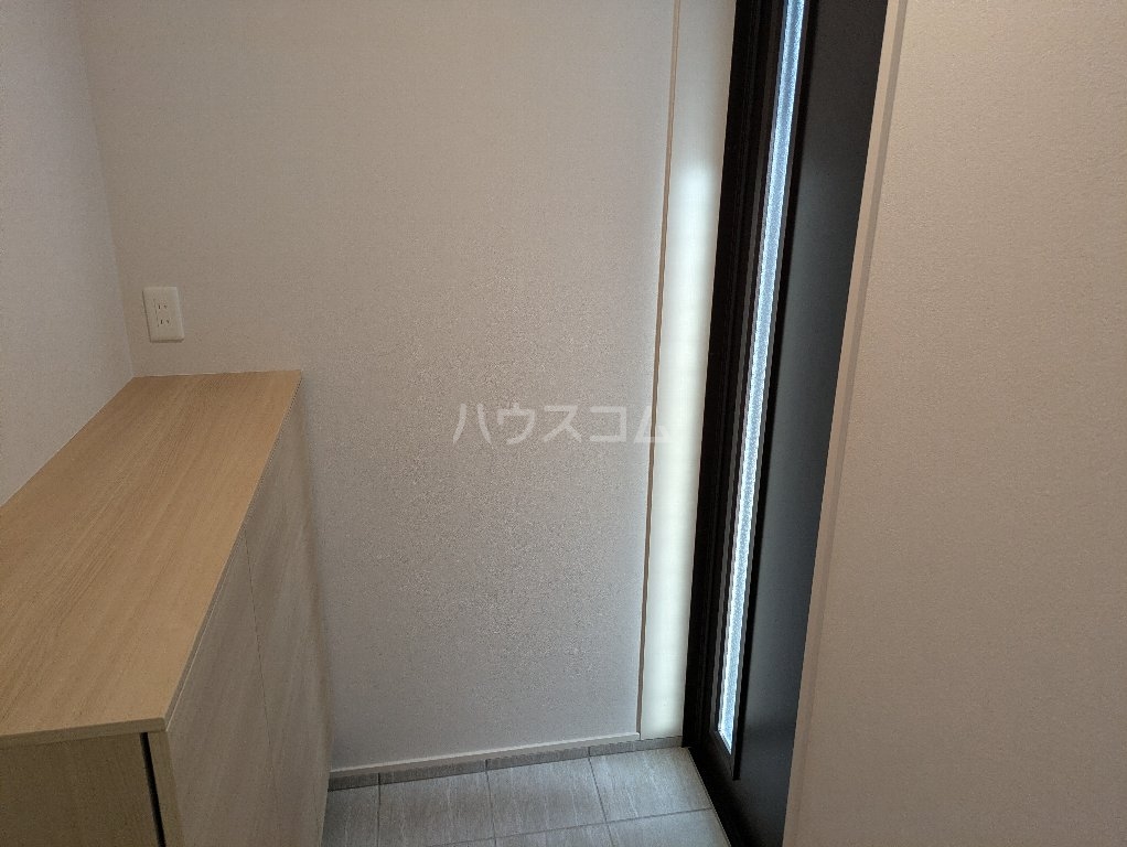 13/30 玄関
