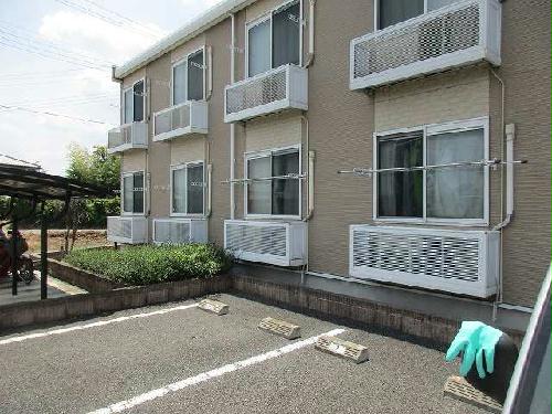 14/14 駐車場