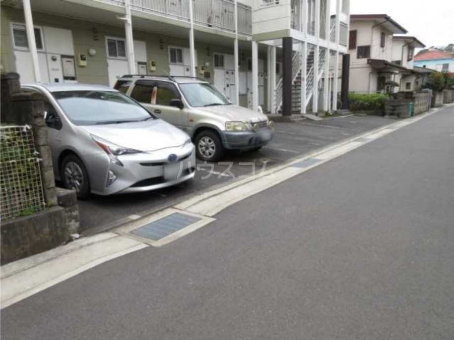 20/20 駐車場