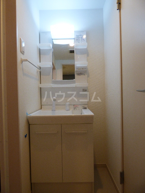 13/30 洗面