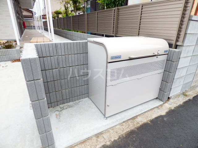 26/30 エントランス