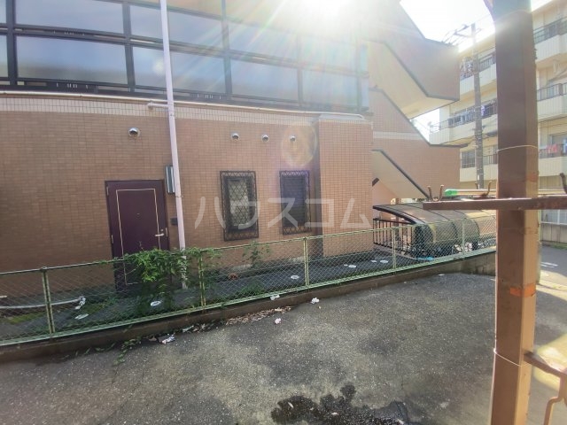 14/28 バルコニー