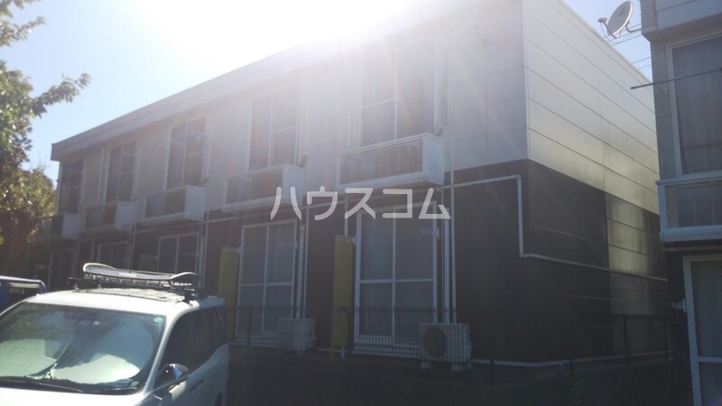 13/14 エントランス