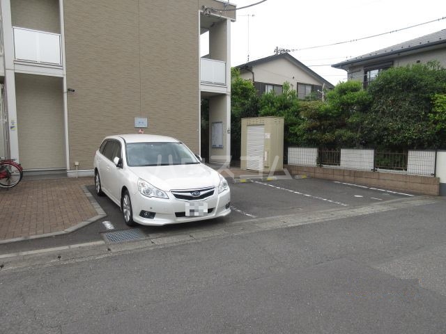 3/3 駐車場