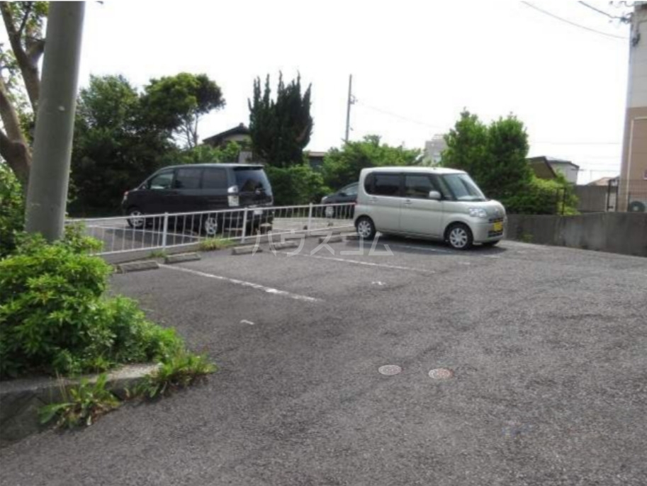 20/21 駐車場