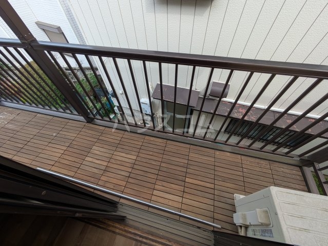 23/30 バルコニー